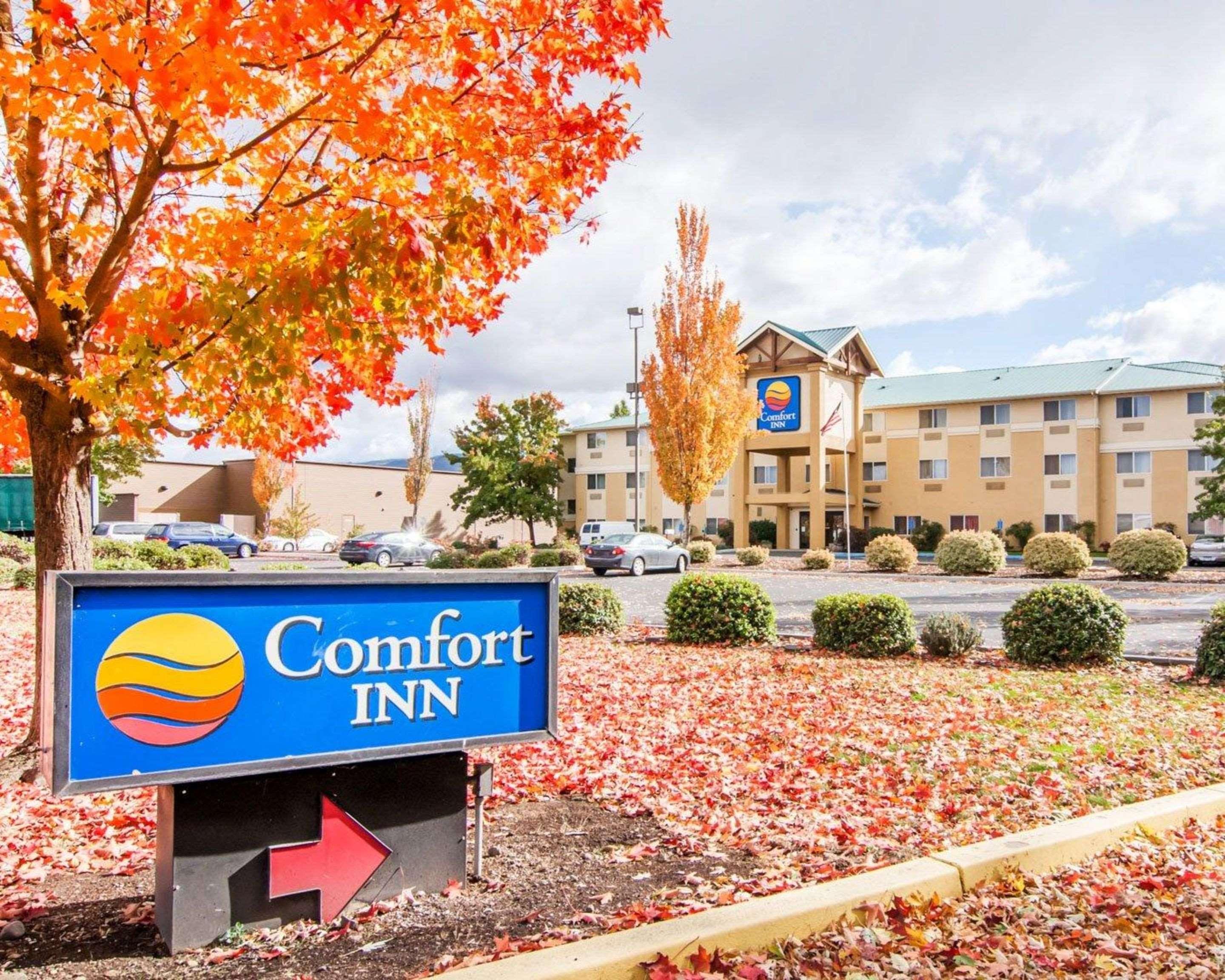 Comfort Inn Medford South Экстерьер фото