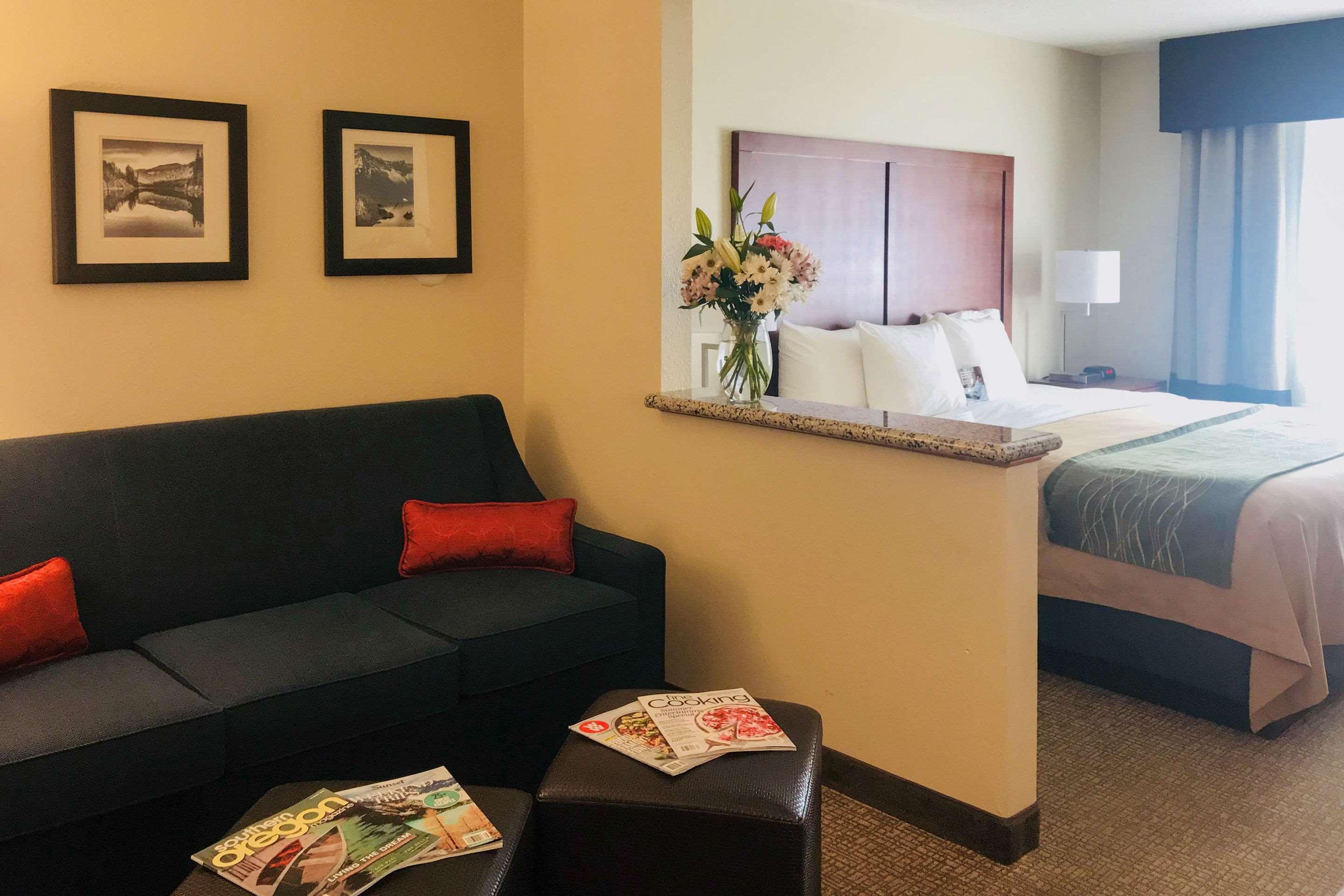 Comfort Inn Medford South Экстерьер фото